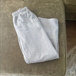 ALO Accolade Heather Gray Sweats